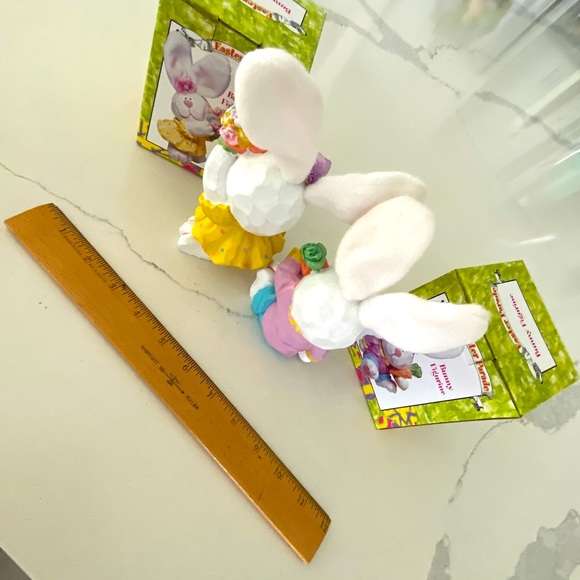 Easter Parade Bunny Figurines - Picture 3 of 3